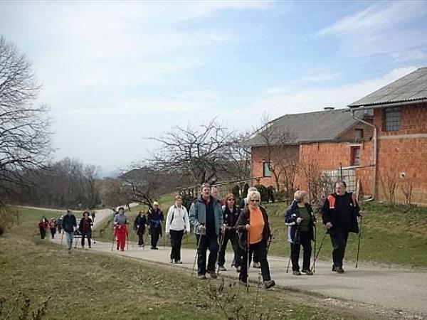 Vabilo na pohod prijateljstva je darilo vašemu zdravju